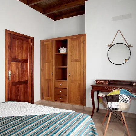 Caserio Leandro Tías