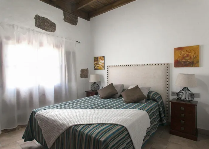 Caserio Leandro Tías