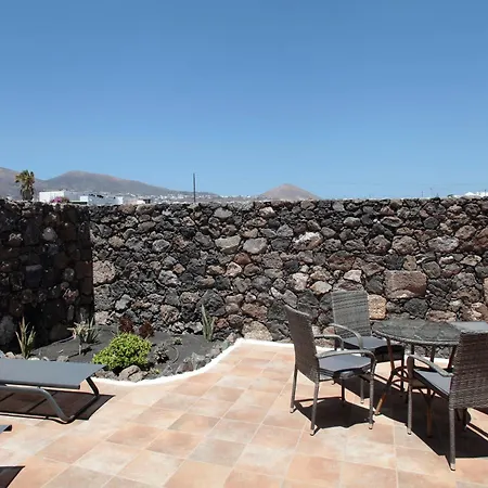 Caserío Leandro Villa Tías