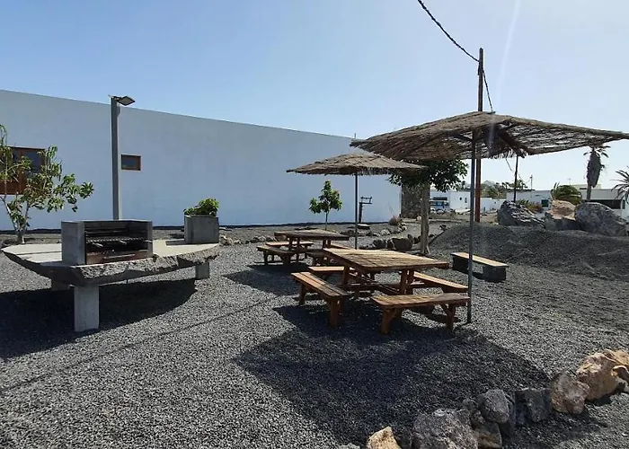 Villa Caserio Leandro Tias