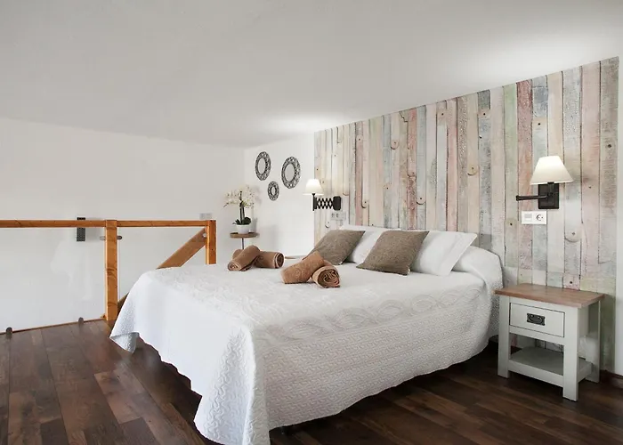 Caserio Leandro Villa *