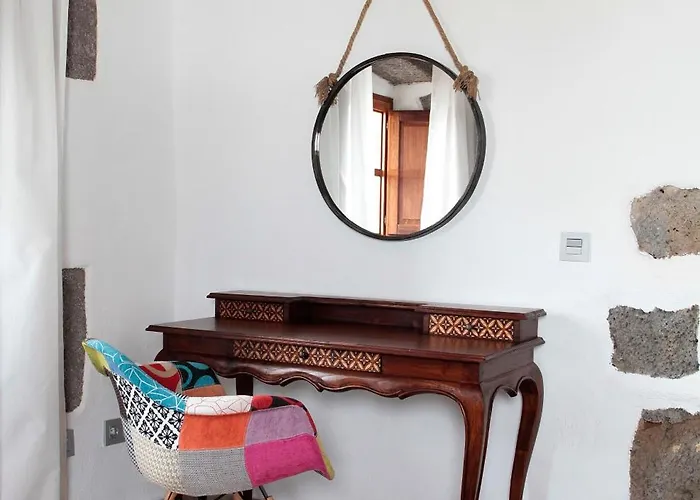 Caserio Leandro Villa Tias