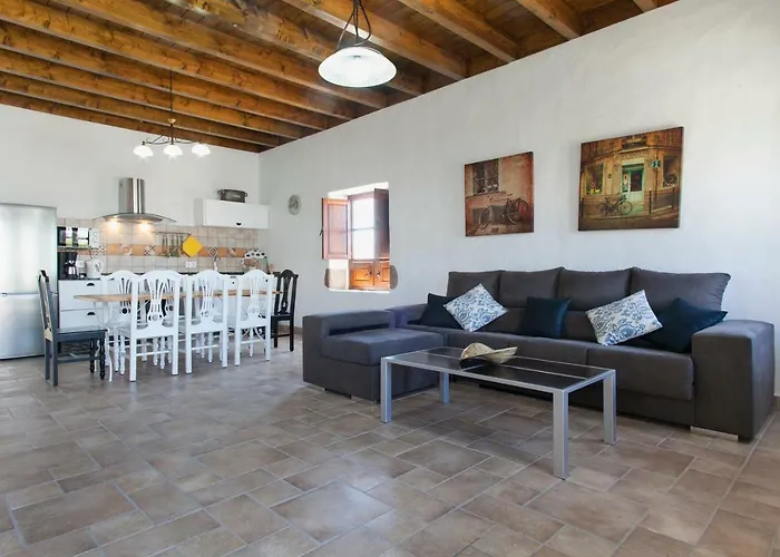 Caserio Leandro Tias